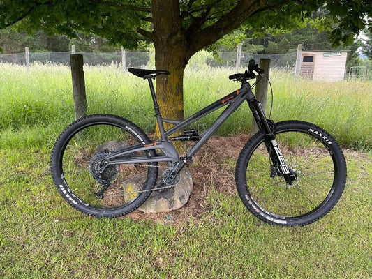 2021 Orange Bikes Stage Medium X demo